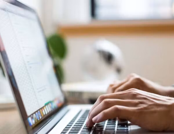 PDF & document watermarking: How to add watermarks online